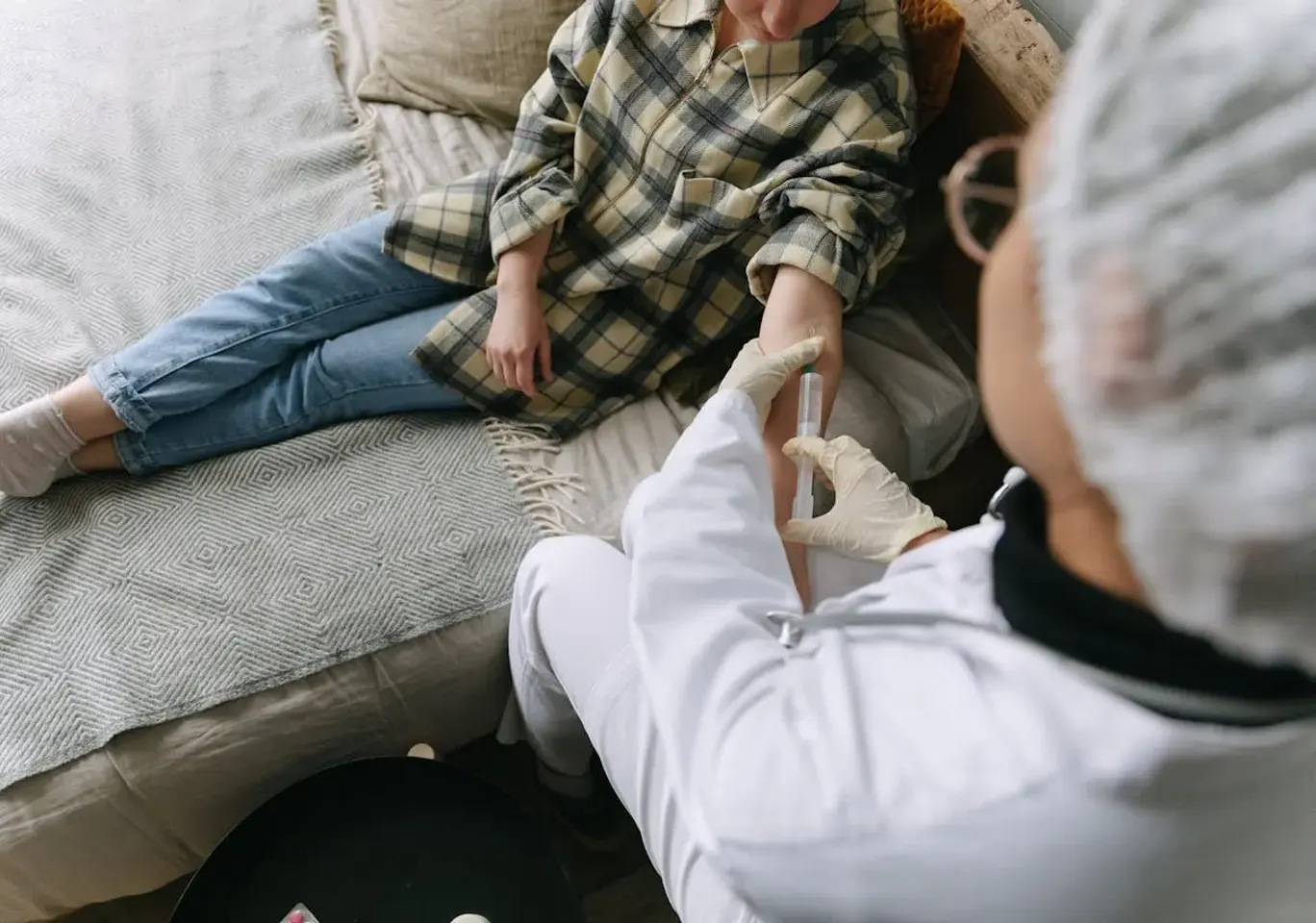 Terapia uzależnień Biała Podlaska: rozmowa terapeutyczna na kanapie